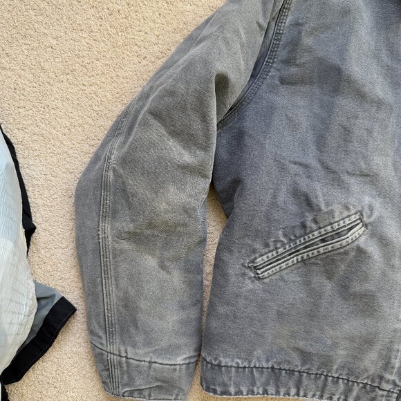 Vintage well worn Carhartt jacket esti size l-xl - Picture 2 of 15